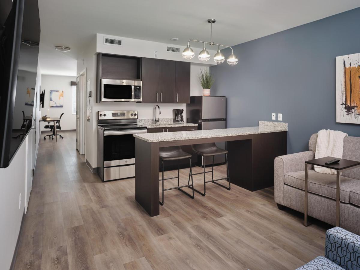 Stayapt Suites San Antonio-Lackland ภายนอก รูปภาพ